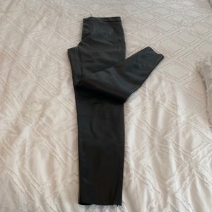 Zara HI-RISE Leggings. Zippered at the ankle.